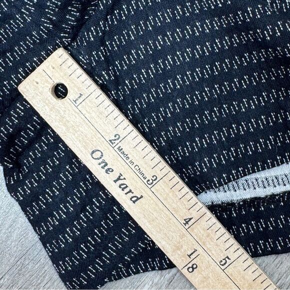 Loft Striped Cotton Knit High Rise Shorts Four Inch Navy Blue White Size 2 - Picture 12 of 13